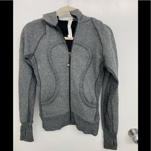 Lululemon zip up hoodie size 4